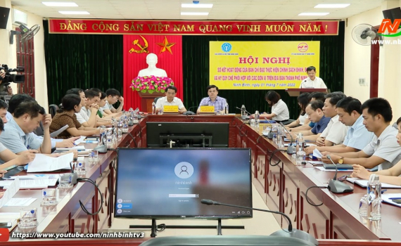 Thực hiện ch&iacute;nh s&aacute;ch BHXH, BHYT tại TP Ninh B&igrave;nh