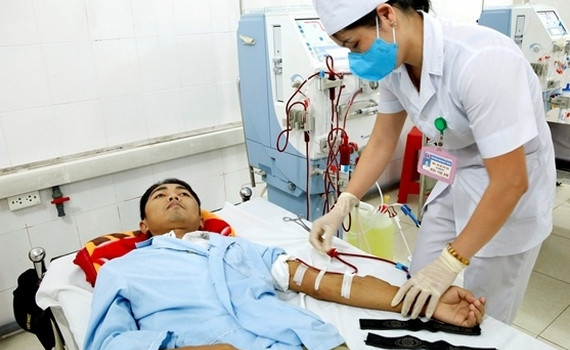 Thận trọng trong điều chỉnh gi&aacute; dịch vụ gi&aacute;o dục v&agrave; y tế