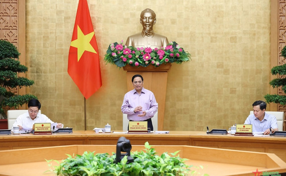 Thủ tướng Phạm Minh Ch&iacute;nh: Khắc phục t&igrave;nh trạng r&uacute;t hoặc l&ugrave;i thời gian tr&igrave;nh c&aacute;c văn bản ph&aacute;p luật