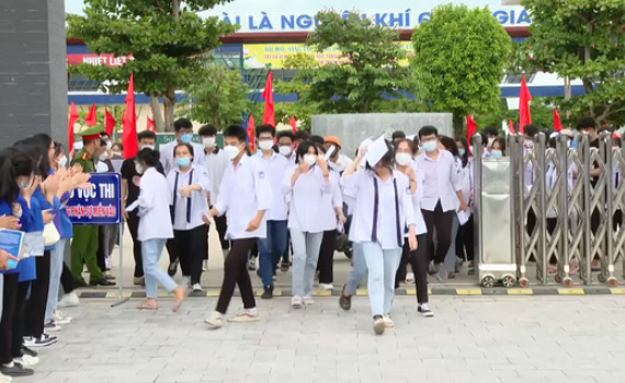 Ninh B&igrave;nh đứng thứ 2 to&agrave;n quốc điểm trung b&igrave;nh c&aacute;c m&ocirc;n thi tốt nghiệp THPT năm 2022