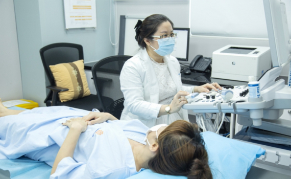 C&aacute;c cơ sở y tế phải ph&acirc;n biệt giữa dịch vụ y tế v&agrave; đối tượng c&oacute; bảo hiểm y tế, gi&aacute; tiền phải c&ocirc;ng khai, minh bạch
