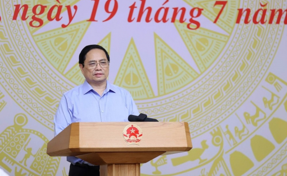 Thủ tướng Phạm Minh Ch&iacute;nh: Để người d&acirc;n, doanh nghiệp tiếp cận c&aacute;c thủ tục một c&aacute;ch nhanh ch&oacute;ng, thuận lợi nhất