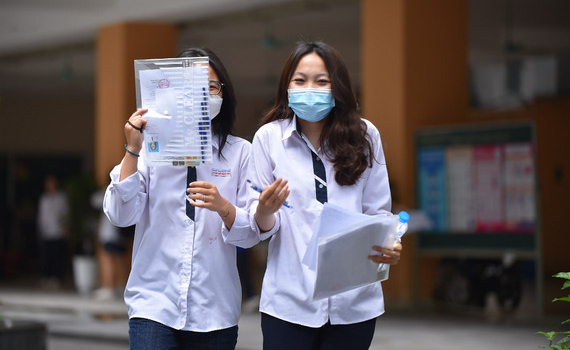 Lịch thanh to&aacute;n lệ ph&iacute; đăng k&yacute; x&eacute;t tuyển đại học theo tỉnh th&agrave;nh, th&iacute; sinh cần lưu &yacute;