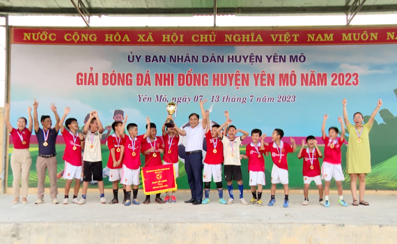 Bế mạc Giải b&oacute;ng đ&aacute; nhi đồng huyện Y&ecirc;n M&ocirc; năm 2023