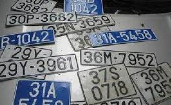 Từ ng&agrave;y 15/8, c&oacute; phải đổi biển số xe hiện tại th&agrave;nh biển số định danh?