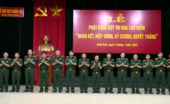 Ph&aacute;t động đợt thi đua cao điểm thực hiện nhiệm vụ t&aacute;c chiến ph&ograve;ng thủ Qu&acirc;n khu năm 2023