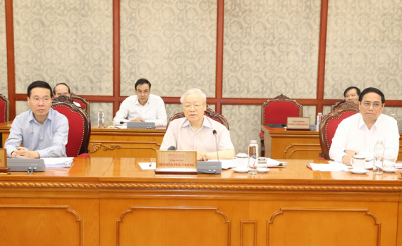 Tổng B&iacute; thư Nguyễn Ph&uacute; Trọng chủ tr&igrave; họp Bộ Ch&iacute;nh trị, Ban B&iacute; thư cho &yacute; kiến về t&igrave;nh h&igrave;nh kinh tế - x&atilde; hội