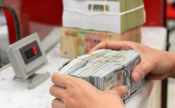 Tiếp tục triển khai c&aacute;c biện ph&aacute;p để giảm l&atilde;i suất tiền gửi, tạo dư địa để giảm l&atilde;i suất cho vay