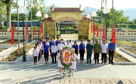 Chương tr&igrave;nh "Khăn hồng t&igrave;nh nguyện" kỷ niệm Ng&agrave;y Thương binh liệt sỹ