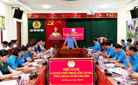 Gặp mặt, đối thoại giữa Thường trực Li&ecirc;n đo&agrave;n Lao động tỉnh v&agrave; c&aacute;n bộ C&ocirc;ng đo&agrave;n