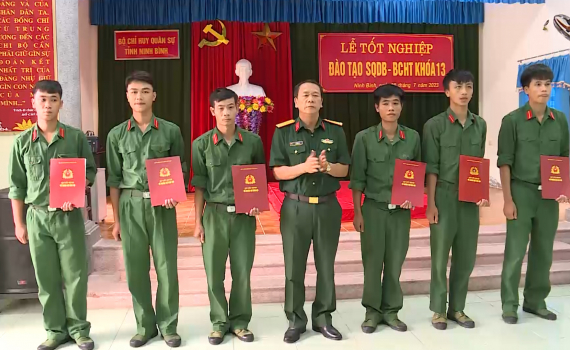 Bộ CHQS tỉnh bế giảng lớp đ&agrave;o tạo sĩ quan dự bị 