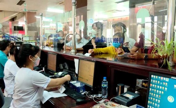 Ninh B&igrave;nh thực hiện Bảo hiểm Y tế to&agrave;n d&acirc;n