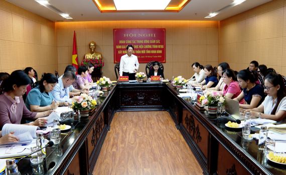 Đo&agrave;n c&ocirc;ng t&aacute;c Trung ương gi&aacute;m s&aacute;t kết quả thực hiện Chương tr&igrave;nh MTQG x&acirc;y dựng N&ocirc;ng th&ocirc;n mới tại Ninh B&igrave;nh