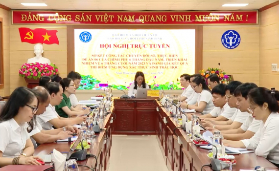 Chuyển đổi số ng&agrave;nh BHXH Việt Nam: N&acirc;ng cao chất lượng phục vụ Nh&acirc;n d&acirc;n