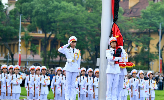 Lễ thượng cờ rủ Quốc tang Tổng B&iacute; thư Nguyễn Ph&uacute; Trọng