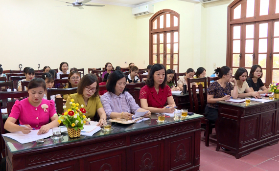 Hội LHPN huyện Hoa Lư sơ kết giữa nhiệm kỳ 2021-2026