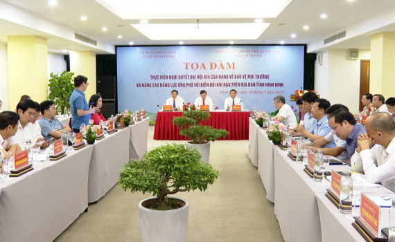 Tọa đ&agrave;m khoa học về bảo vệ m&ocirc;i trường v&agrave; n&acirc;ng cao năng lực ứng ph&oacute; với biến đổi kh&iacute; hậu