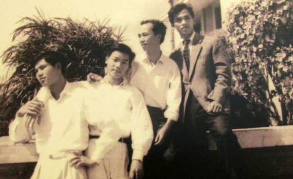 Tổng B&iacute; thư Nguyễn Ph&uacute; Trọng v&agrave; c&acirc;u chuyện bức ảnh độc đ&aacute;o thời sinh vi&ecirc;n Khoa Ngữ văn