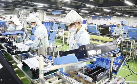 Việt Nam tiếp tục l&agrave; điểm đến đầu tư quan trọng