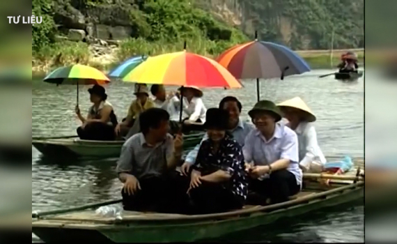 Kỷ niệm hai lần được gặp Tổng B&iacute; thư Nguyễn Ph&uacute; Trọng