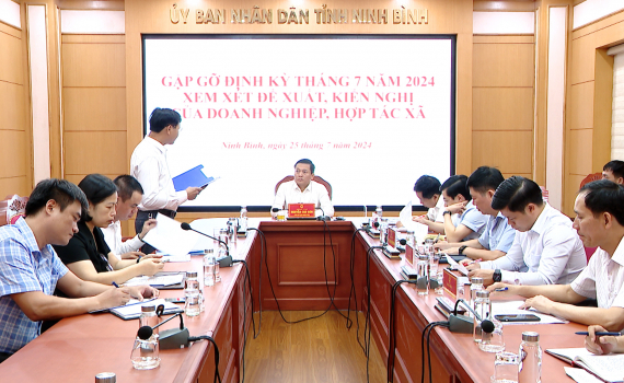 UBND tỉnh gặp gỡ doanh nghiệp, hợp t&aacute;c x&atilde; th&aacute;ng 7
