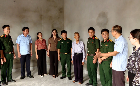 Kh&aacute;nh Th&agrave;nh nh&agrave; đại đo&agrave;n kết tại phường Ninh Phong