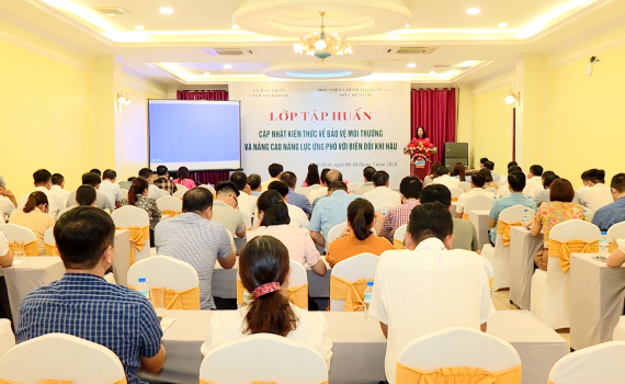 Tập huấn kiến thức bảo vệ m&ocirc;i trường 