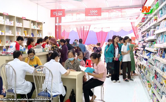 Kh&aacute;m bệnh, cấp thuốc miễn ph&iacute; cho đối tượng ch&iacute;nh s&aacute;ch, người cao tuổi