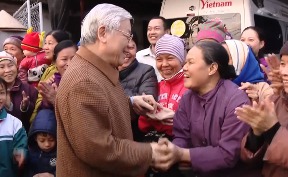 Nh&acirc;n d&acirc;n Ninh B&igrave;nh v&ocirc; c&ugrave;ng thương tiếc đồng ch&iacute; Tổng B&iacute; thư Nguyễn Ph&uacute; Trọng