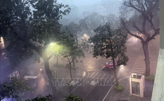 Thời tiết h&ocirc;m nay (24-7): Nhiều khu vực tr&ecirc;n cả nước c&oacute; mưa d&ocirc;ng