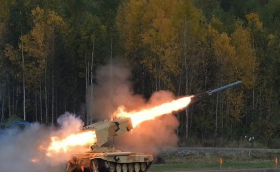 Qu&acirc;n sự thế giới h&ocirc;m nay (15-7): Nga lần đầu triển khai ph&aacute;o phản lực nhiệt &aacute;p TOS-1A Solntsepyok n&acirc;ng cấp