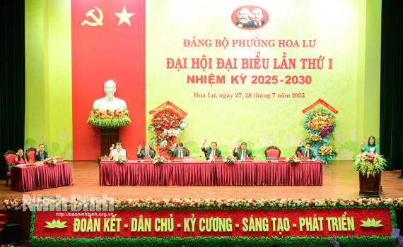 Phi&ecirc;n tr&ugrave; bị Đại hội đại biểu Đảng bộ phường Hoa Lư lần thứ I, nhiệm kỳ 2025-2030
