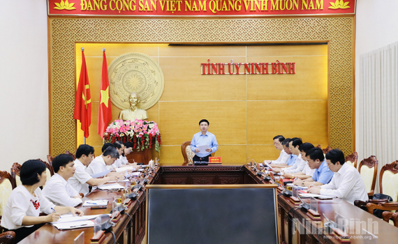 Thường trực Ban chỉ đạo Ph&ograve;ng chống tham nhũng, l&atilde;ng ph&iacute;, ti&ecirc;u cực tỉnh họp định kỳ th&aacute;ng 8