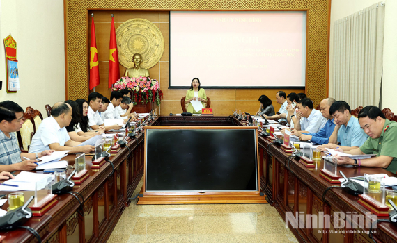 Ban Tổ chức c&aacute;c hoạt động kỷ niệm 60 năm Ng&agrave;y hy sinh của 10 nữ d&acirc;n qu&acirc;n ph&ograve;ng kh&ocirc;ng Lam Hạ triển khai nhiệm vụ