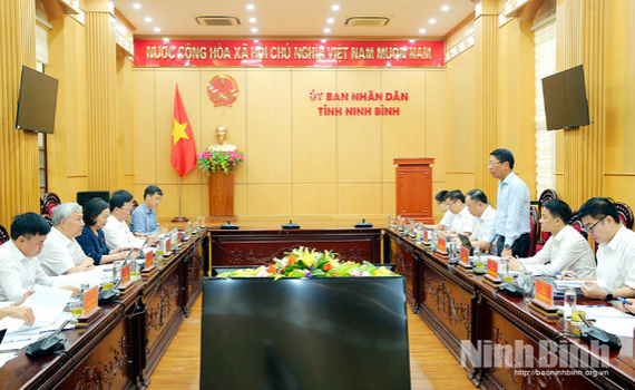 Đo&agrave;n c&ocirc;ng t&aacute;c Ủy ban Kinh tế v&agrave; T&agrave;i ch&iacute;nh của Quốc hội l&agrave;m việc với tỉnh Ninh B&igrave;nh