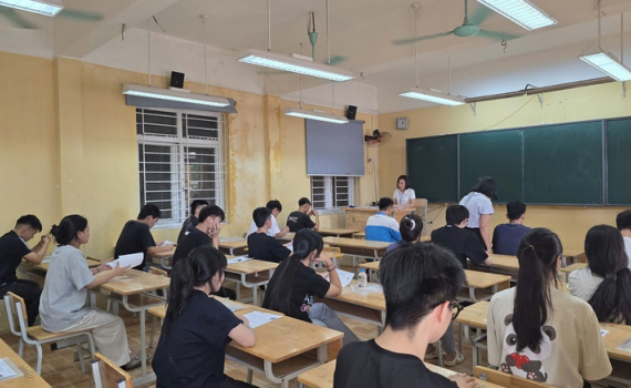 Tiếp tục ho&agrave;n thiện một kỳ thi chuẩn h&oacute;a quốc gia