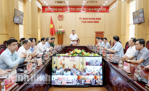 Triển khai m&ocirc; h&igrave;nh chuyển đổi số cấp x&atilde;, thử nghiệm Trung t&acirc;m Điều h&agrave;nh th&ocirc;ng minh v&agrave; Ứng dụng C&ocirc;ng d&acirc;n số tỉnh Ninh B&igrave;nh