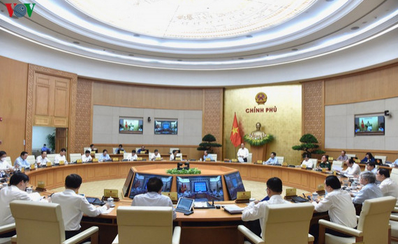 Bộ trưởng Ph&ugrave;ng Xu&acirc;n Nhạ đề nghị thi tốt nghiệp THPT đ&uacute;ng kế hoạch