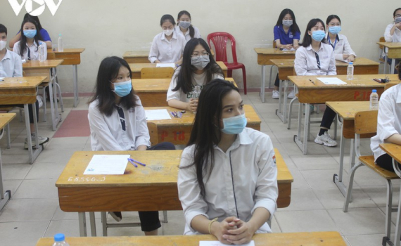 Ch&iacute;nh phủ y&ecirc;u cầu đảm bảo ATGT v&agrave; ph&ograve;ng dịch trong kỳ thi THPT
