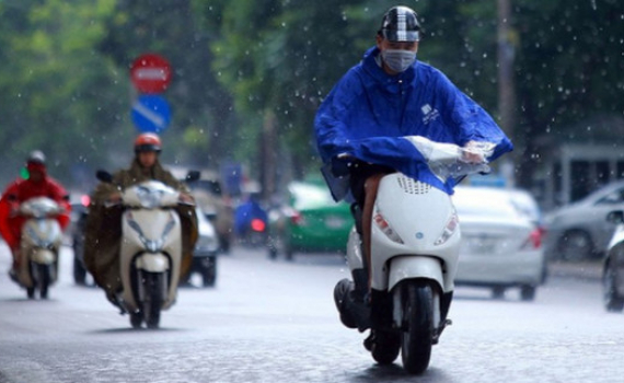 Dự b&aacute;o thời tiết h&ocirc;m nay: Miền Bắc c&oacute; mưa to v&agrave; gi&ocirc;ng rải r&aacute;c