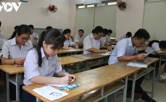 Thi tốt nghiệp THPT 2020: Dấu ấn kỳ thi đặc biệt đạt &ldquo;mục ti&ecirc;u k&eacute;p&rdquo;