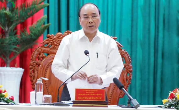 Thủ tướng: Chậm giải ng&acirc;n đầu tư c&ocirc;ng sẽ điều chuyển vốn cho dự &aacute;n kh&aacute;c
