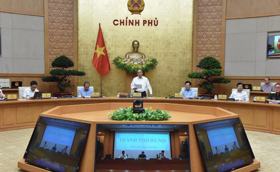 Thủ tướng: Thời gian đầu th&aacute;ng 8 quyết định việc dịch c&oacute; b&ugrave;ng ph&aacute;t hay kh&ocirc;ng