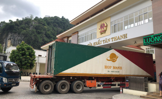 Bộ C&ocirc;ng Thương đề nghị thay đổi phương thức bu&ocirc;n b&aacute;n tiểu ngạch tại cửa khẩu