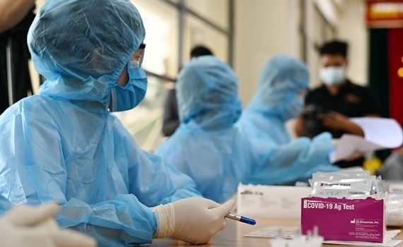 H&agrave; Nội th&ecirc;m 39 ca dương t&iacute;nh SARS-CoV-2, c&oacute; 18 người tại c&ocirc;ng trường BV H&agrave; Đ&ocirc;ng​