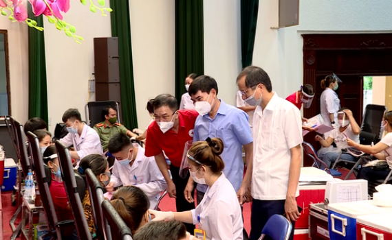 Hoa Lư thu được tr&ecirc;n 700 đơn vị m&aacute;u