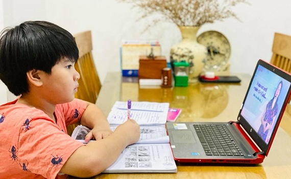 Học trực tuyến: L&agrave;m sao để đạt hiệu quả?