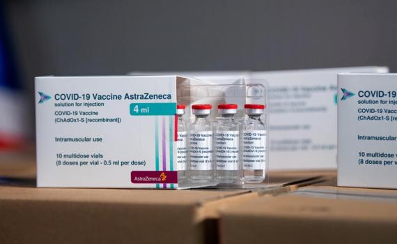 Th&ecirc;m 1,2 triệu liều vắc xin COVID-19 của AstraZeneca đến Việt Nam
