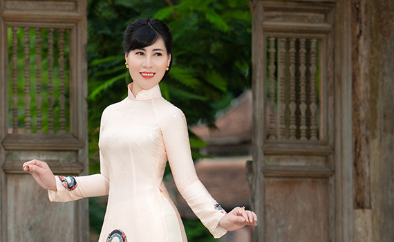 Th&iacute; sinh Nguyễn Thị Minh T&acirc;n - SBD 142