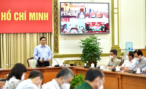 Thực hiện quyết liệt phương ch&acirc;m: Lấy x&atilde;, phường, thị trấn l&agrave; &ldquo;ph&aacute;o đ&agrave;i&rdquo;, người d&acirc;n l&agrave; &ldquo;chiến sĩ&rdquo;
